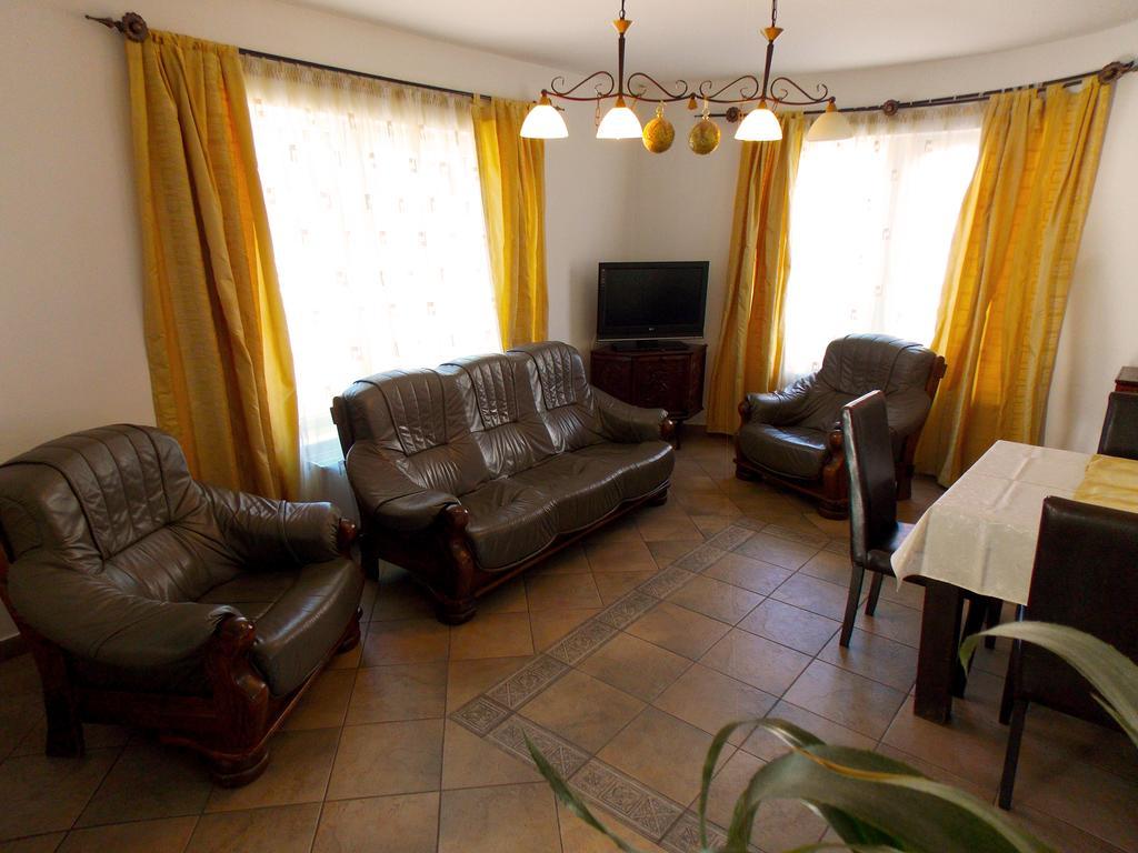 Casa Olteanu Pension Moieciu de Jos Ngoại thất bức ảnh